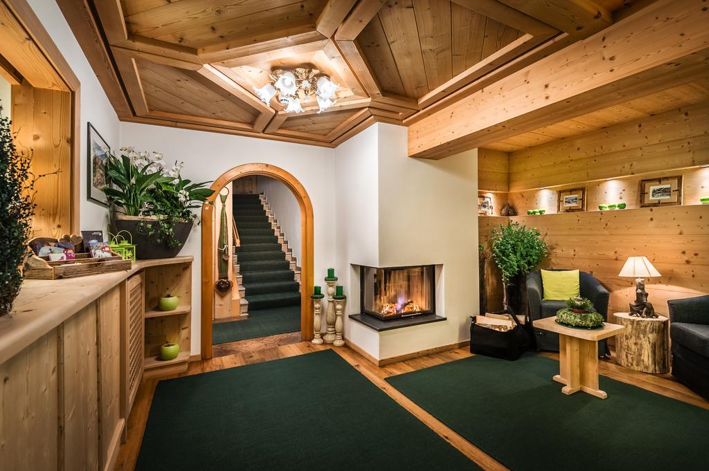 Residence Ciasa Planat サン・カッシアーノ エクステリア 写真