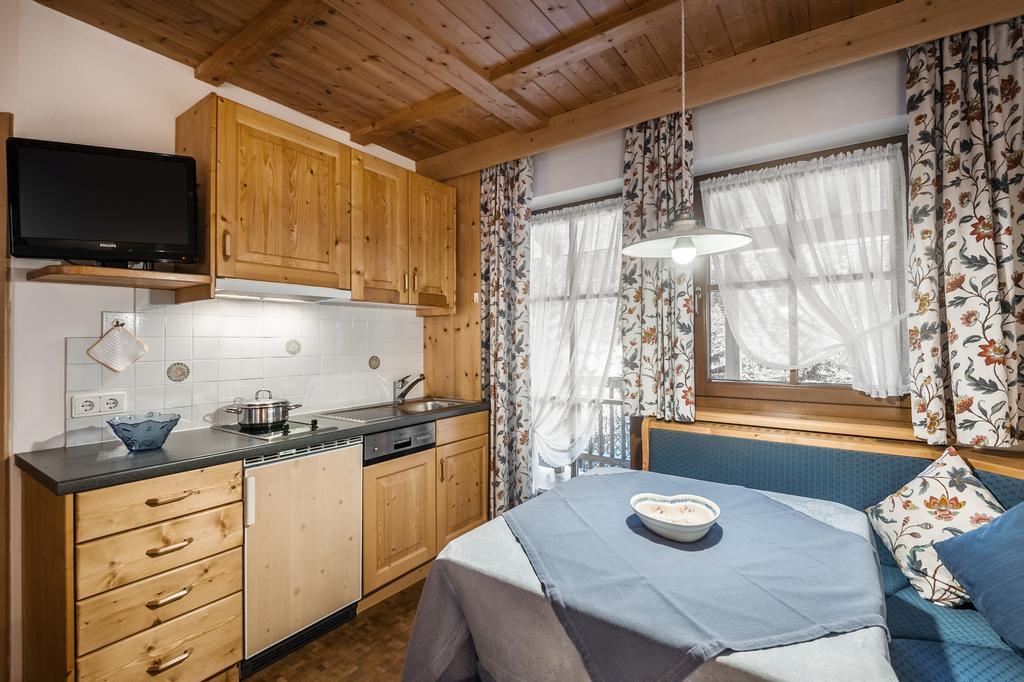 Residence Ciasa Planat サン・カッシアーノ エクステリア 写真