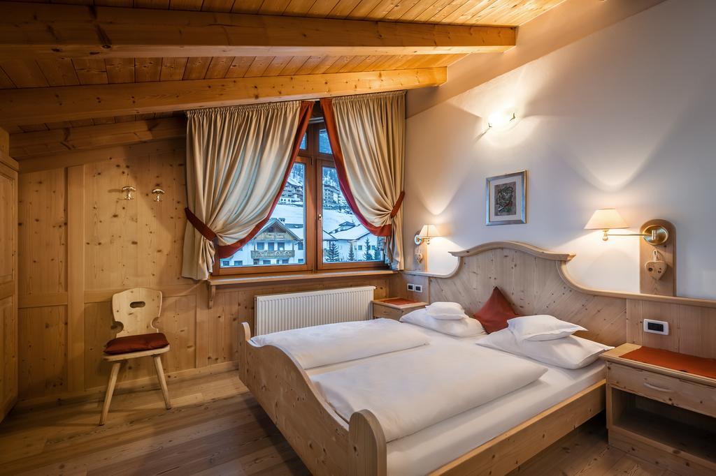 Residence Ciasa Planat サン・カッシアーノ エクステリア 写真