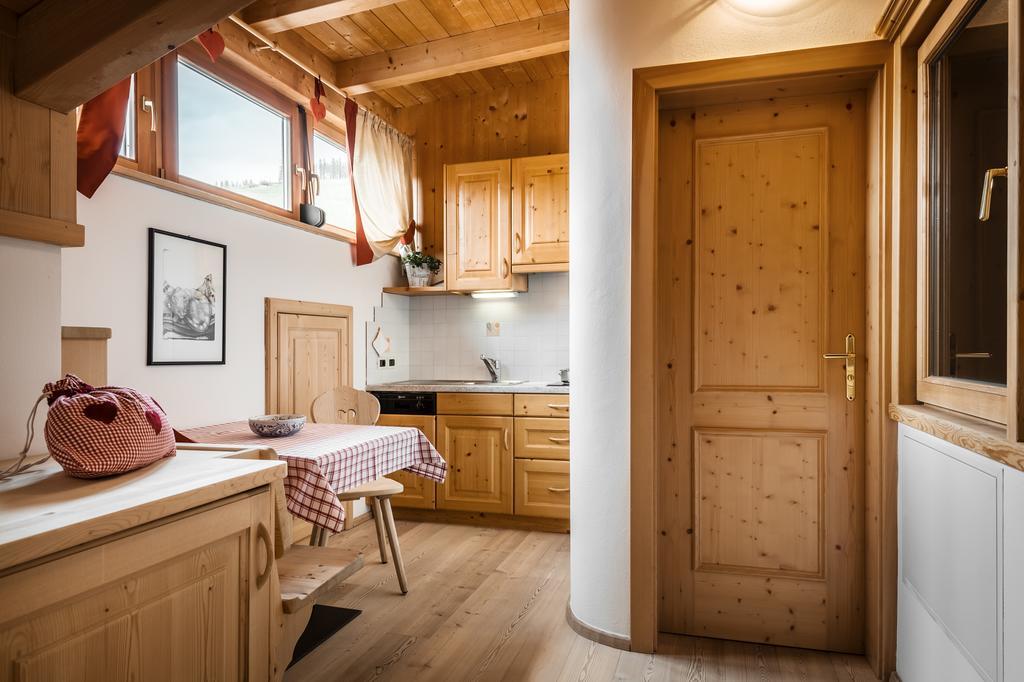 Residence Ciasa Planat サン・カッシアーノ エクステリア 写真